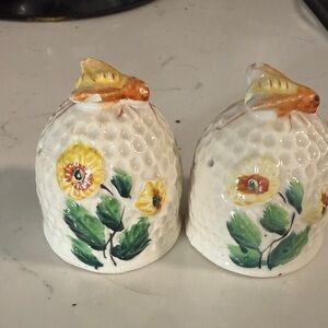 Floral honey bee beehive Ceramic Salt and Pepper Shakers